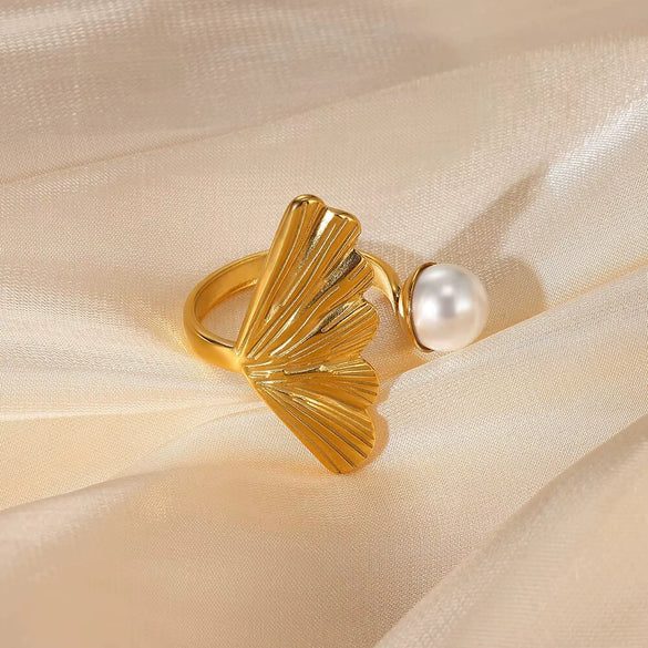 Wholesale Ring Stainless Steel Imitation Pearl French Retro Heart Shape Bow Tie Electroplated
