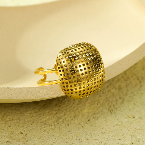 Wholesale Ring Stainless Steel Square Hollow Grid Texture Light Luxury Electroplated