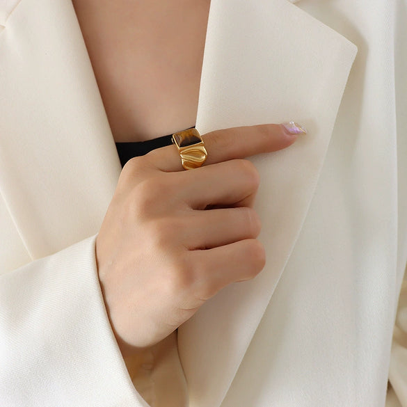 Wholesale Ring Stainless Steel Tiger's Eye Geometric Style Electroplated Unisex Jewelry