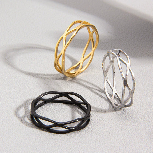 Wholesale Ring Titanium Steel Circle Cross Shape Luxury Fashion Female Niche Design Electroplated