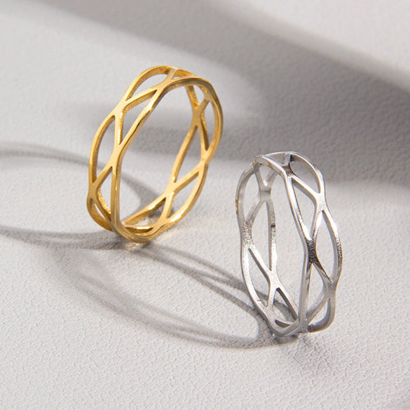 Wholesale Ring Titanium Steel Circle Cross Shape Luxury Fashion Female Niche Design Electroplated