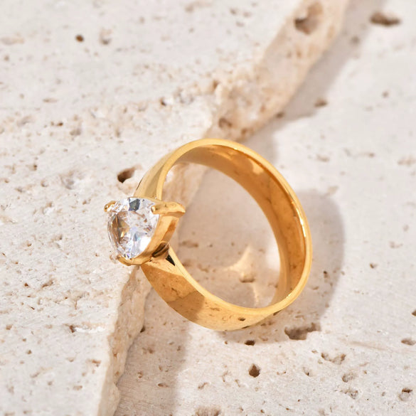Wholesale Ring Titanium Steel Electroplated 18K Gold With Water Drop Zircon And Geometric Pattern For Couple