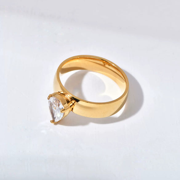 Wholesale Ring Titanium Steel Electroplated 18K Gold With Water Drop Zircon And Geometric Pattern For Couple