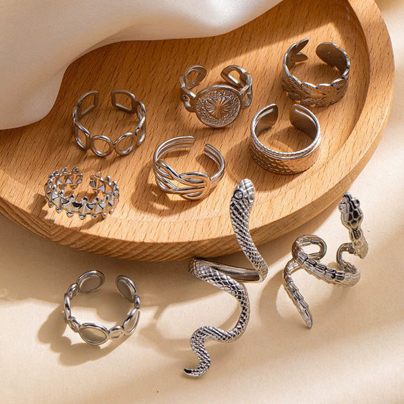 Wholesale Ring Titanium Steel Snakeshaped Interwoven Heart Shape Flower Leaves Letters Numbers Text Electroplated Retro Unisex