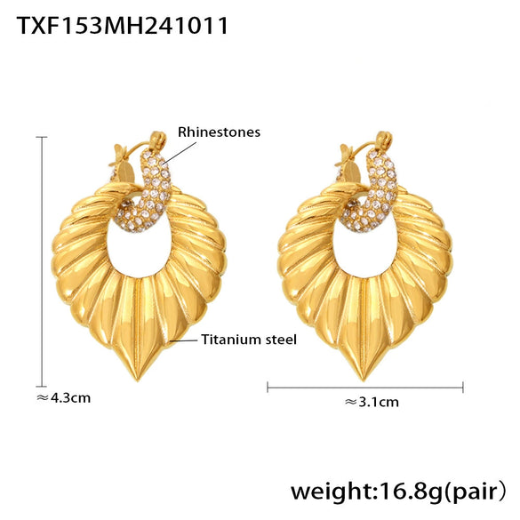 Wholesale Roman Pattern Big Heart Sticky Rhinestone Necklace Earrings Set For Women Titanium Steel 18K Gold Plated