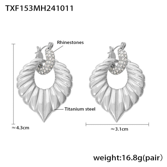 Wholesale Roman Pattern Big Heart Sticky Rhinestone Necklace Earrings Set For Women Titanium Steel 18K Gold Plated