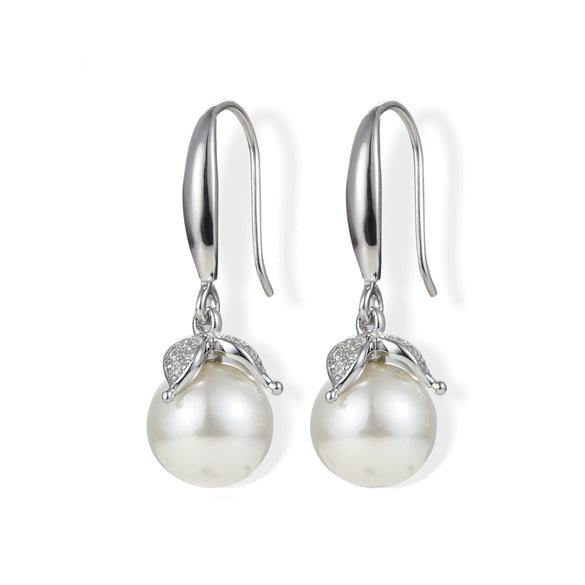 Wholesale S925 Silver Flower Pattern Earrings Inlaid With Pearls For Women
