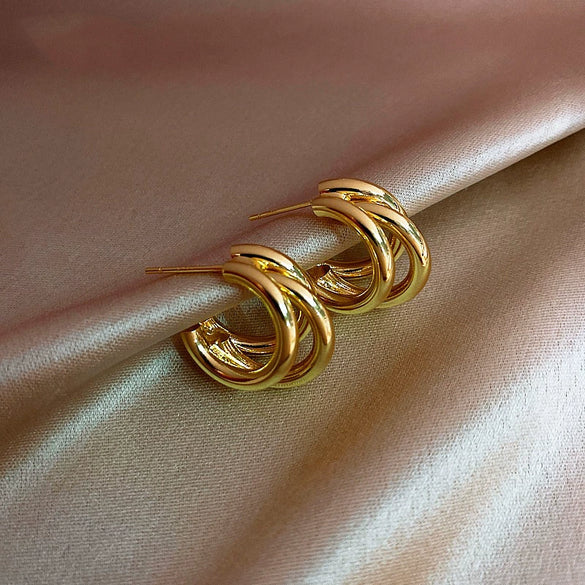 Wholesale S925 Silver Geometric Electroplated Stud Earrings For Women