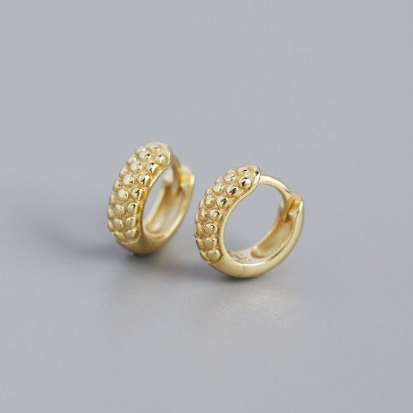 Wholesale S925 Silver Geometric Metal Wind Round Bead Ear Buckle Earrings For Women With Electroplating