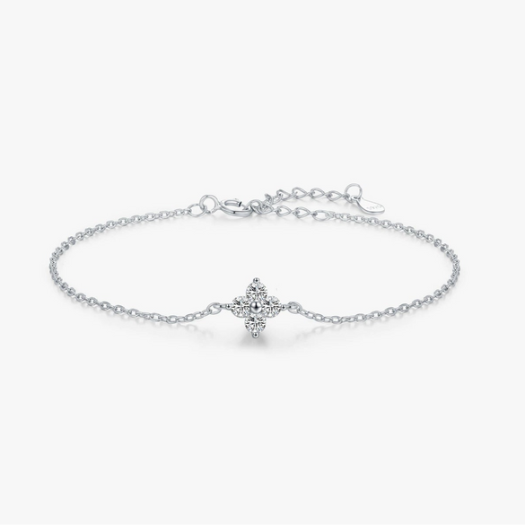 Wholesale S925 Silver Light Luxury Four Leaf Clover Flower Styled Full Diamond Bracelet For Women