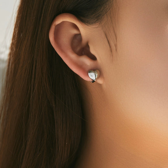 Wholesale S925 Silver Simple Doublesided Heartshaped Electroplated Earrings For Women