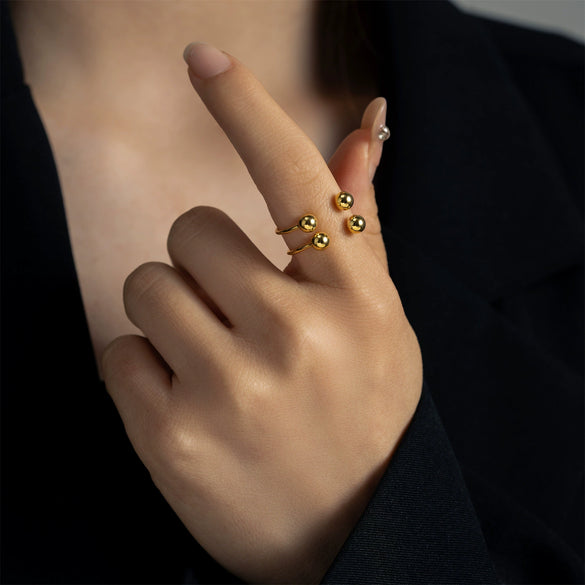 Wholesale S925 Silver Ushaped Fourball Adjustable Opening Ring With Electroplating For Women