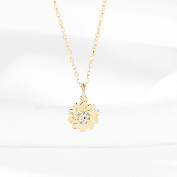 Wholesale S925 Sterling Silver Daisy Flower Necklace Simple Fashion Small Fresh Style
