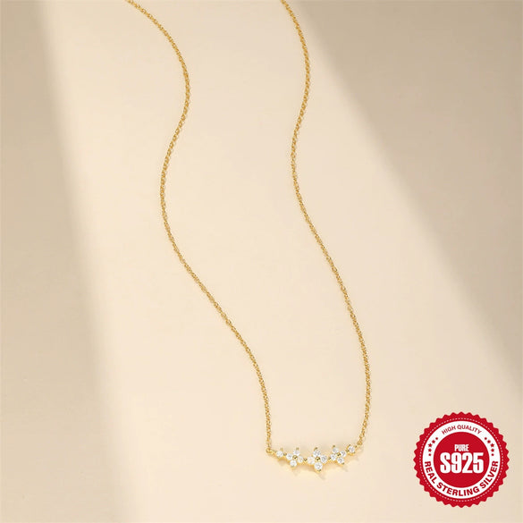 Wholesale S925 Sterling Silver Four Leaf Clover Geometric Pendant Clavicle Chain With Electroplating For Women