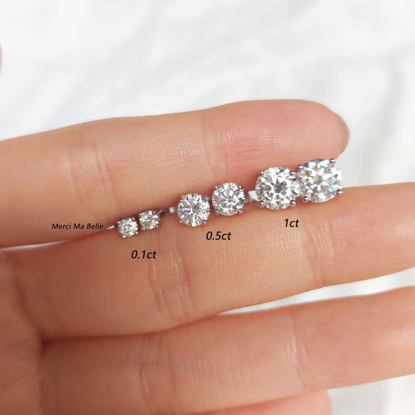 Wholesale S925 Sterling Silver Fourclaw Stud Earrings With Geometric Pattern And Electroplating Treatment Light Luxury Classic Versatile For Women