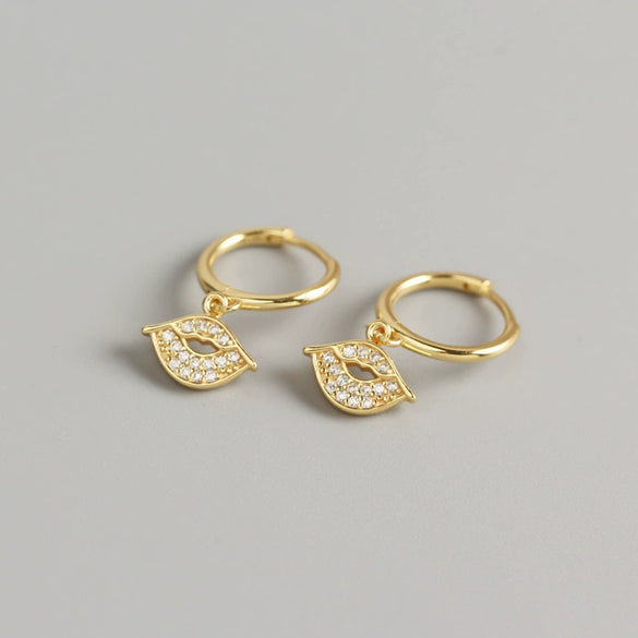 Wholesale S925 Sterling Silver Geometric Electroplated Lips Diamond Earrings For Women