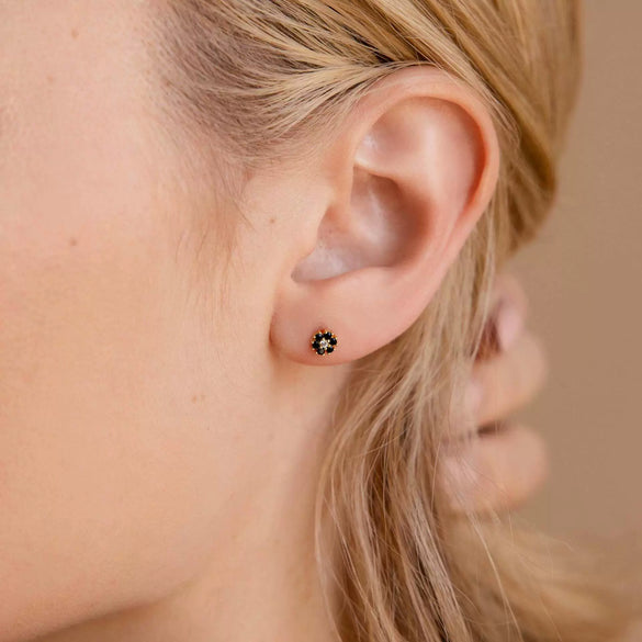 Wholesale S925 Sterling Silver Geometric Small Flower Screw Thread Women's Earrings With Electroplating