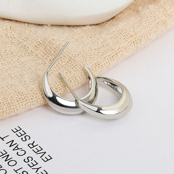 Wholesale S925 Sterling Silver Goldplated Concaveconvex Female Earrings