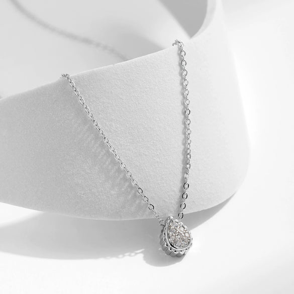 Wholesale S925 Sterling Silver Heart Shape Geometric Artificial Diamond Zircon Inlaid Pendant Necklace Clavicle Chain For Women