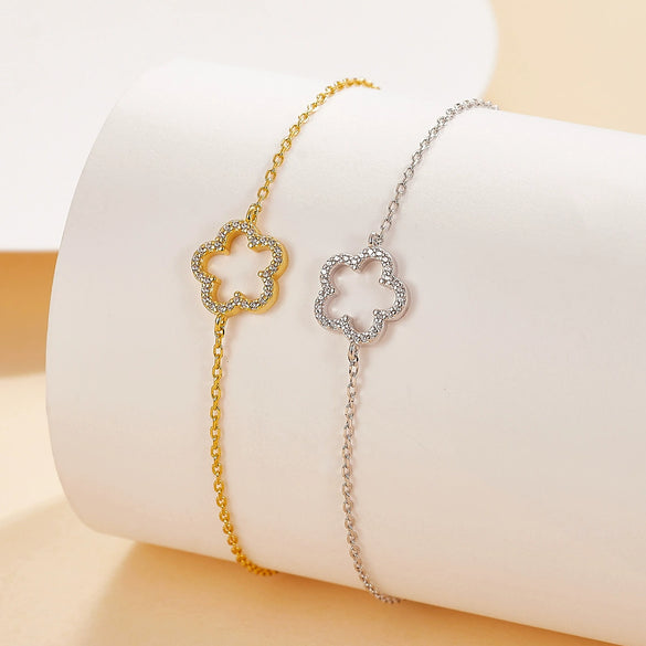 Wholesale S925 Sterling Silver Hollow Flower Bracelet With Zircon Fresh Sweet Retro Elegant High End Design Diamond Treatment Process
