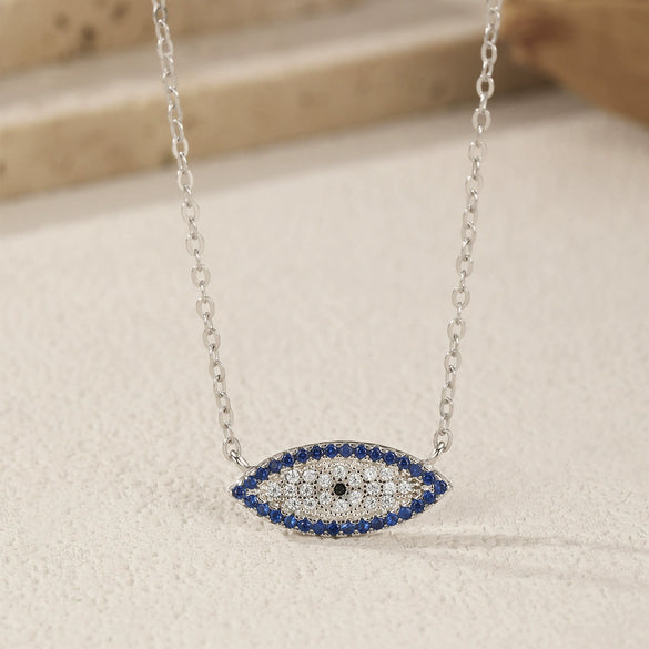 Wholesale S925 Sterling Silver Light Luxury Retro Elegant Blue Cat's Eye Flash Diamond Clavicle Chain Necklace For Women With Electroplating