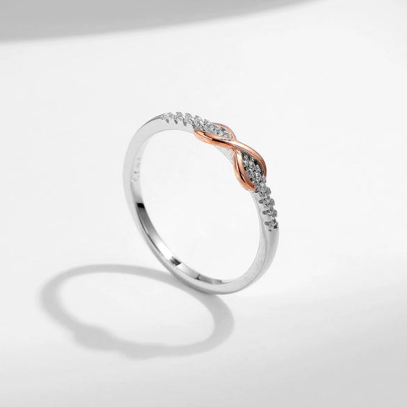 Wholesale S925 Sterling Silver Mobius Ring With Contrast Color Design Rose Gold Plated Inlaid Zircon For Women