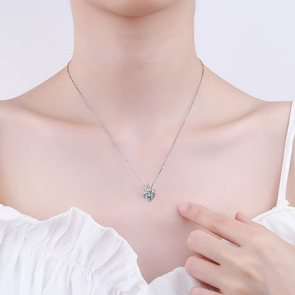 Wholesale S925 Sterling Silver Moissanite Heart Shape Pendant Necklace With Cross Chain Set With Diamonds Simple Light Luxury Style For Women