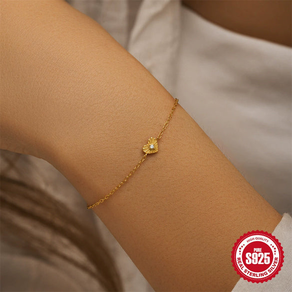 Wholesale S925 Sterling Silver Retro Love Bracelet For Women With Geometric Design And Real Gold Plated Electroplating