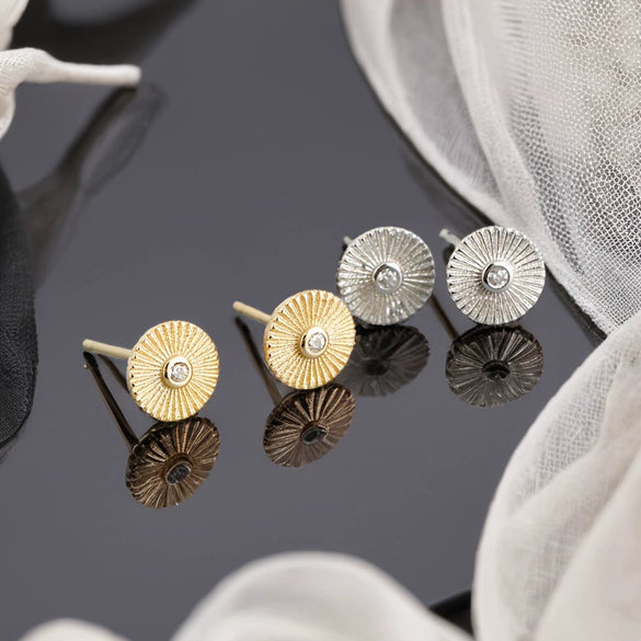 Wholesale S925 Sterling Silver Round Geometric Texture Earrings With Sunflower Design Simple Exquisite Retro Style Seiko Crafted Unisex