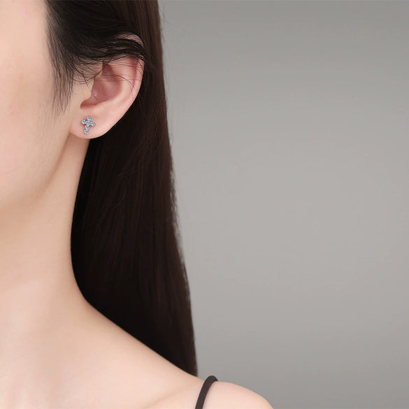 Wholesale S925 Sterling Silver Simple Cross Moissanite Earrings For Women