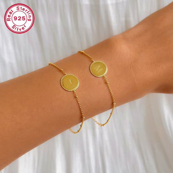 Wholesale S925 Sterling Silver Simple Fashion Classic Chain Bracelet With Gossy 26 Letter Circle Design Electroplated For Women