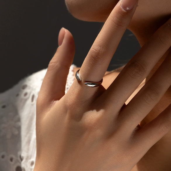 Wholesale S925 Sterling Silver Simple Glossy Plain Open Ring For Women With Electroplating Cold Style Niche Original Design