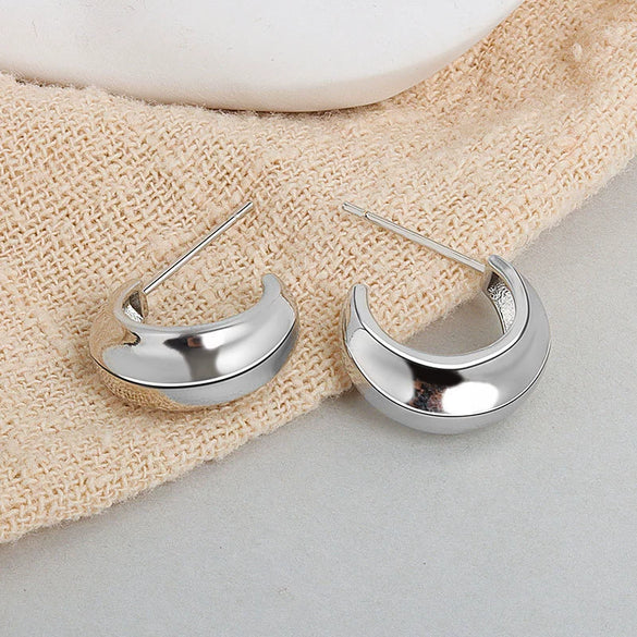 Wholesale S925 Sterling Silver Simple Irregular Concave And Convex Goldplated Female Stud Earrings