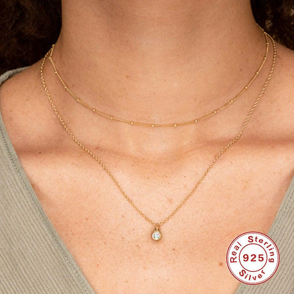 Wholesale S925 Sterling Silver Single Diamond Clavicle Necklace With Geometric Pattern And K Gold Plated Electroplating For Women