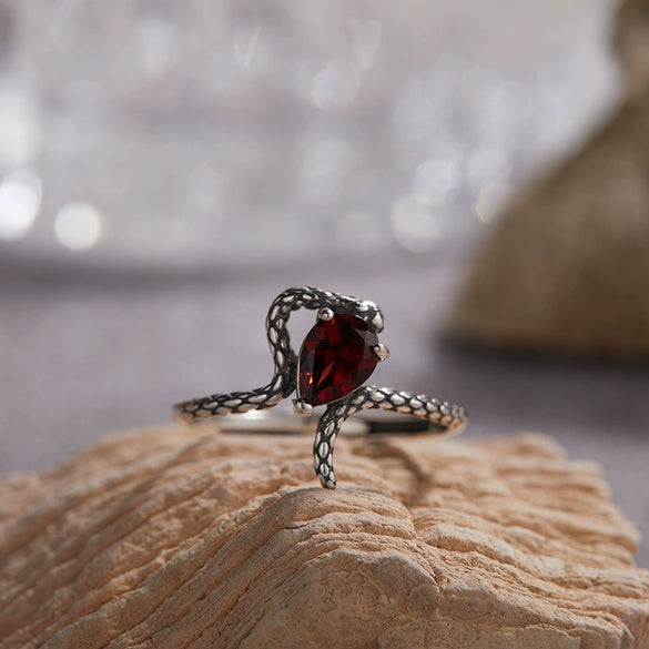 Wholesale S925 Sterling Silver Snake Crystal Ring Set With Gemstones For Men And Women Couple Ring Animal Zodiac Design