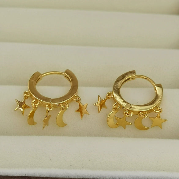 Wholesale S925 Sterling Silver Star And Moon Earrings With Electroplating Fashionable And Simple