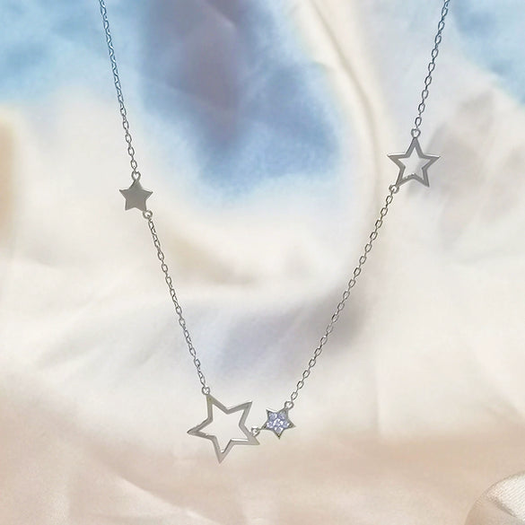 Wholesale S925 Sterling Silver Star Shaped Necklace With Retro Elegant Style And Electroplating Treatment Cross Chain For Women