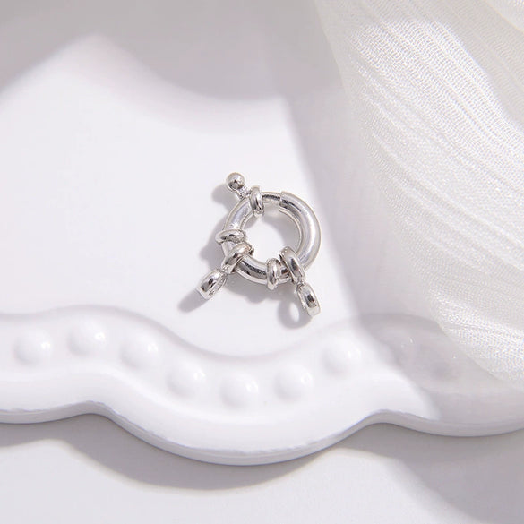 Wholesale S925 Sterling Silver Steering Wheel Shape Spring Buckle Jewelry Accessories With Electroplating Treatment