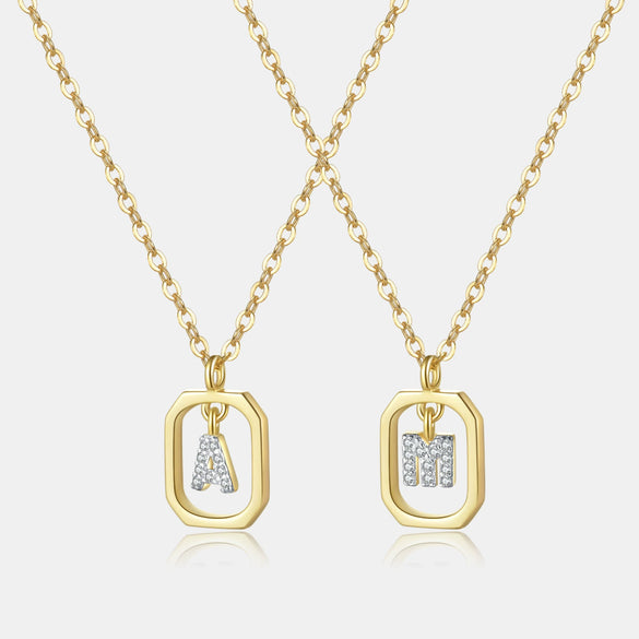 Wholesale S925 Sterling Silver Uppercase English Letter Pendant Necklace With 18K Gold Electroplating And Diamond Treatment