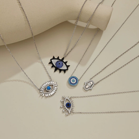 Wholesale S925 Sterling Silver Women's Clavicle Chain With Blue Eyes And Devil's Eye Design Electroplated