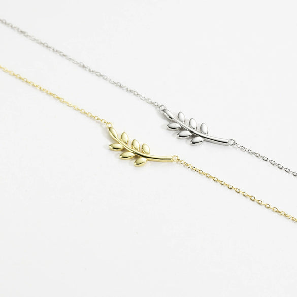 Wholesale S925 Sterling Silver Women's Collarbone Chain With Leaf Pendant Electroplated Silver Jewelry