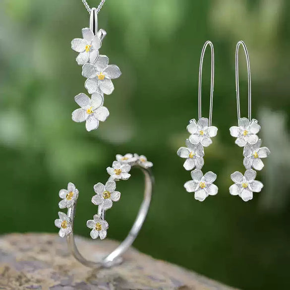 Wholesale S925 Sterling Silver Women's Fresh Pastoral Style Handmade Jewelry Suit With Forget Me Not Flower Pattern And Electroplating Treatment