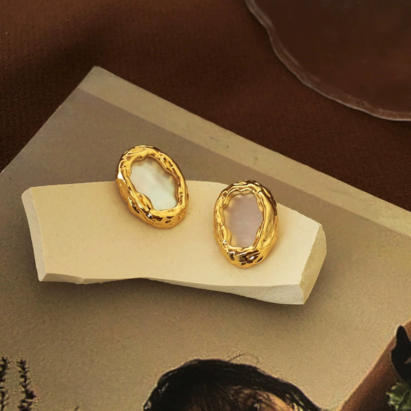 Wholesale Self Designed Geometric Oval Irregular Shell Earrings For Women S925 Silver Needle Copper With Real Gold Electroplated