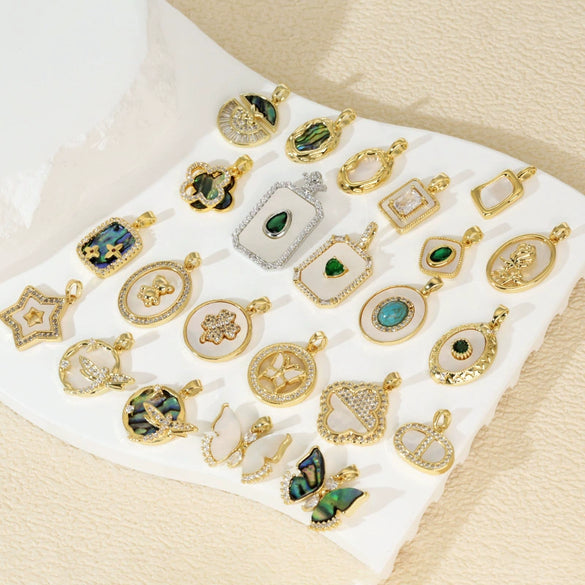 Wholesale Shell Necklace Pendant With Copper Plated Geometric Moon Red Star And Heart Shape Accessories