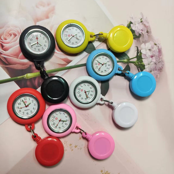 Wholesale Silicone Casual Universal Wristwatch With Round Dial Plastic Case Stainless Steel Buckle Spiral Crown And Ordinary Glass Mirror