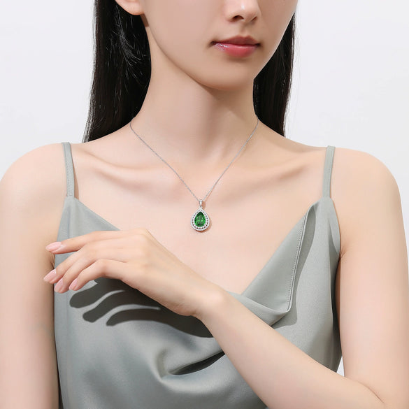 Wholesale 925 Silver Emerald Drop Shape Pendant Necklace With High Carbon Diamond For Women Light Luxury Style Cross Chain