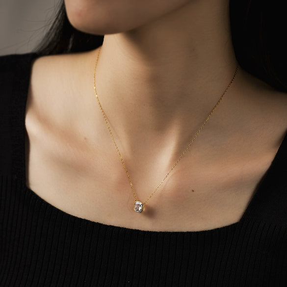 Wholesale 925 Silver Jewelry Necklace With Fairy Temperament And Simple Retro Style Electroplated With Platinum Or 18K Gold