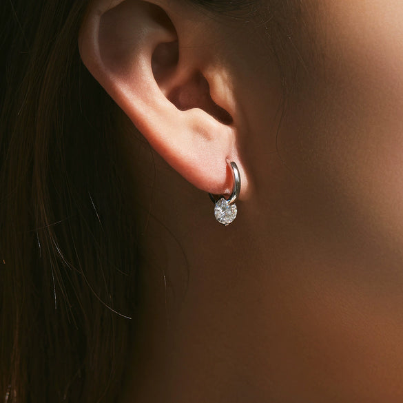 Wholesale 925 Silver Light Luxury Single Diamond Earrings For Women With Geometric Shape And Set With Diamonds Processing