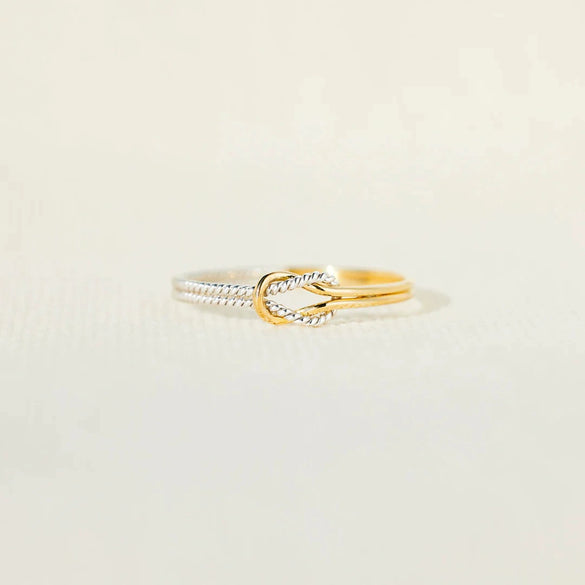 Wholesale Silver Ring With Square Knot Geometric Design And Electroplating For Women
