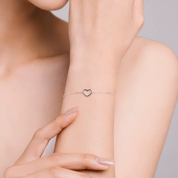 Wholesale 925 Silver Sweet Girl Heart Shaped Bracelet With Electroplating